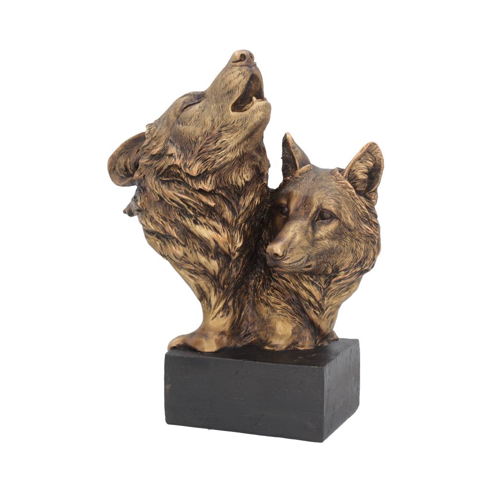 Howling Wolf Bust